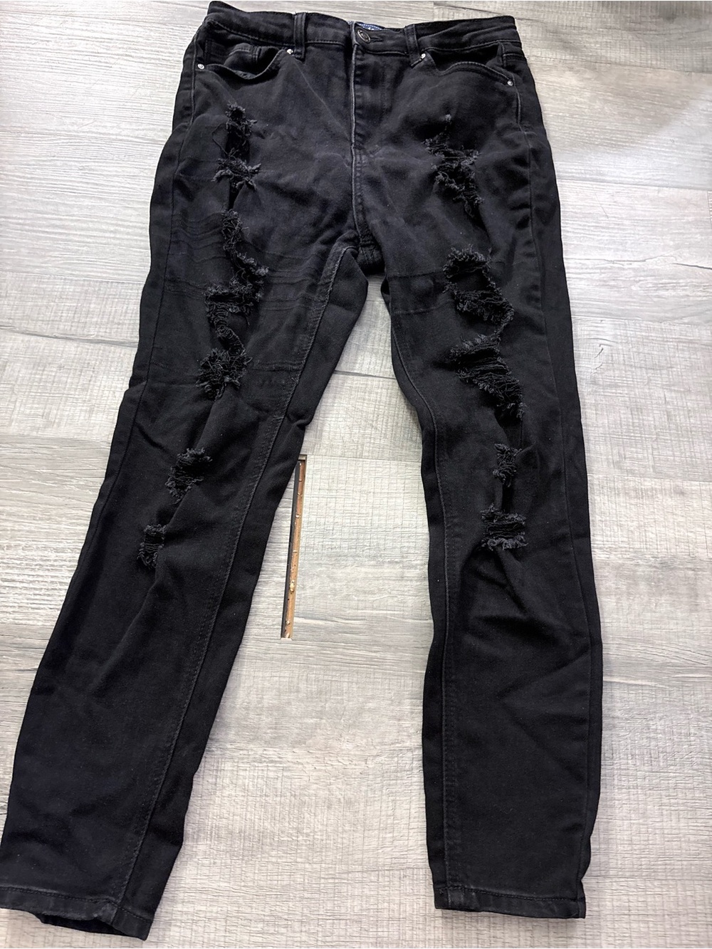 Wax Jeans distressed